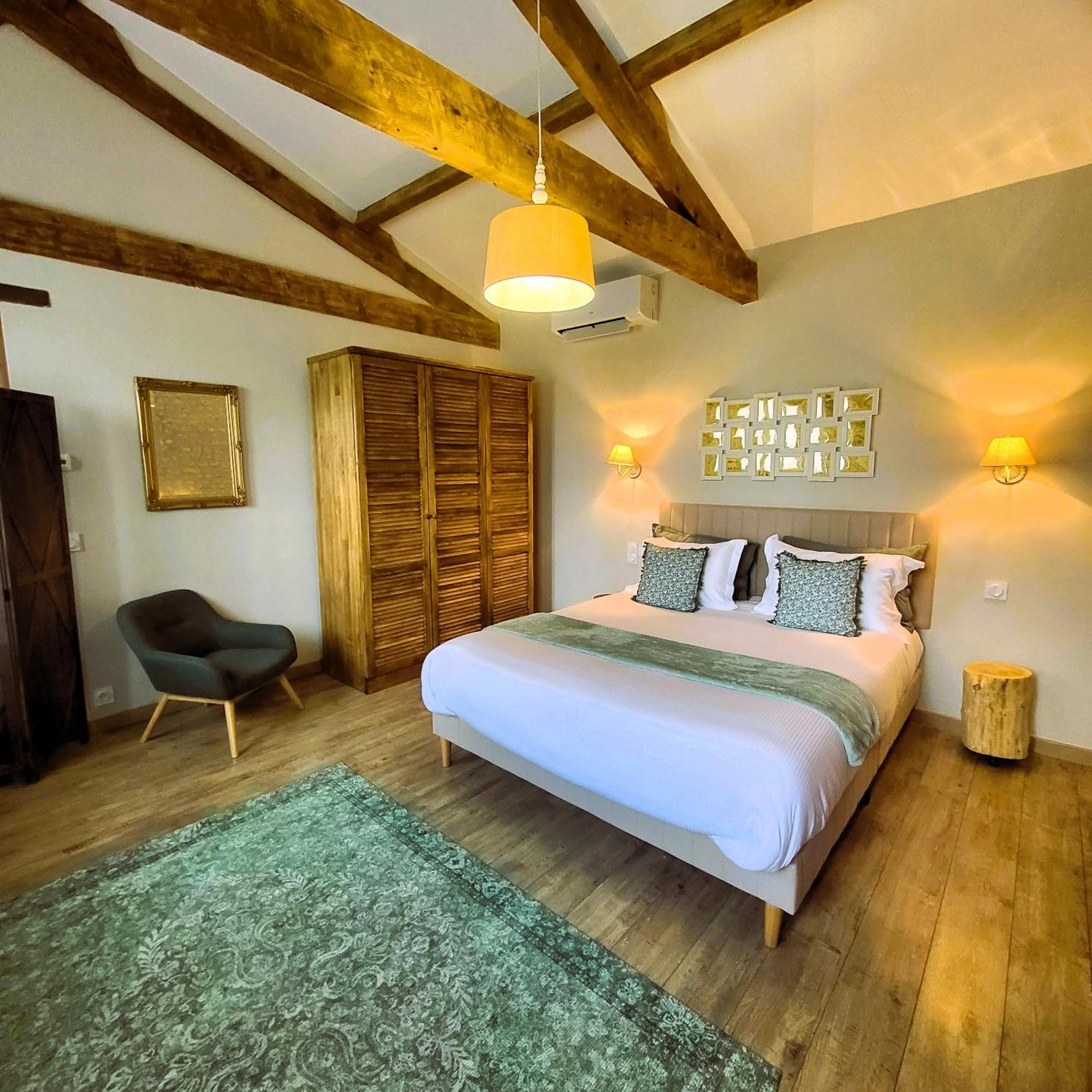 Bed and Breakfast Le Chemin Challignac Exterior foto