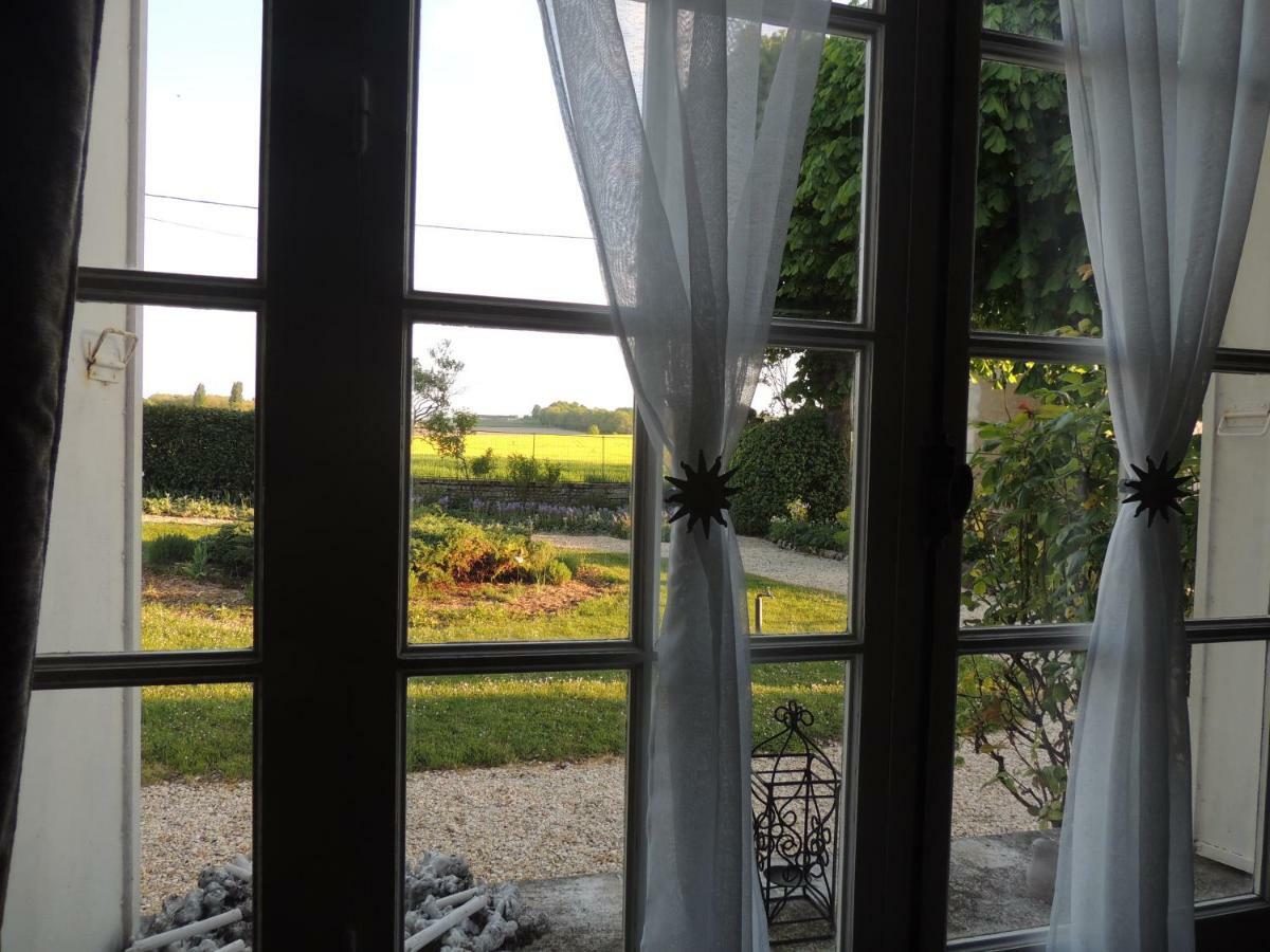 Bed and Breakfast Le Chemin Challignac Exterior foto